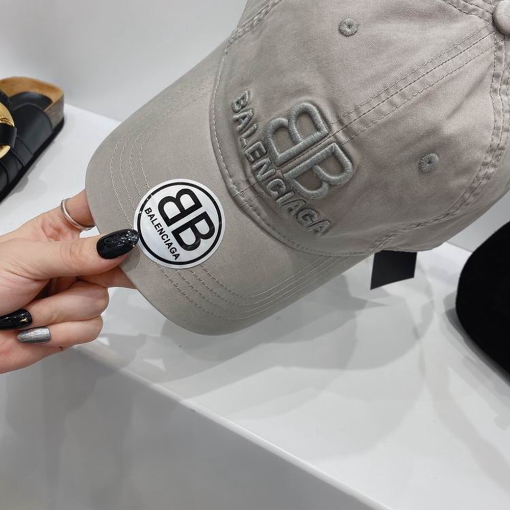Ba1en*iaga Hat